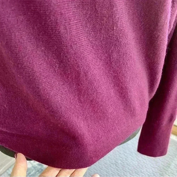 BCBGMaxazria large wool blend sweater and a pretty plum color very soft and cozy - Picture 4 of 9